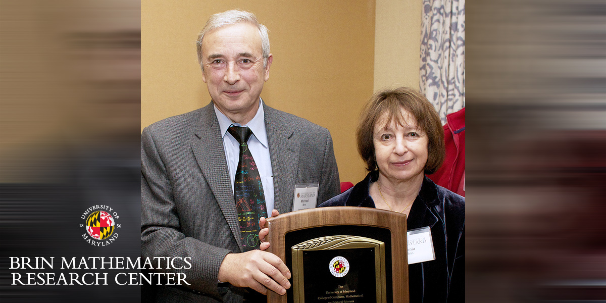 (L-R) Michael and Eugenia Brin holding a plaque.