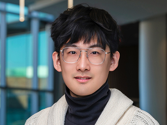 Zeyu Yan