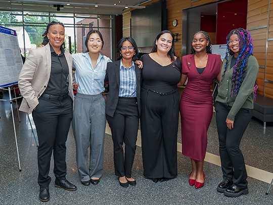 A group if women from GRAD-MAP summer scholars program. Credit: Mark Sherwood.